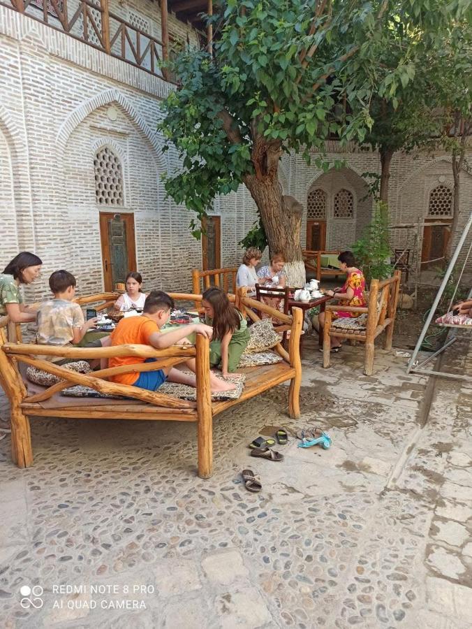 Ohun Caravan Sarai XIX בוקורו מראה חיצוני תמונה