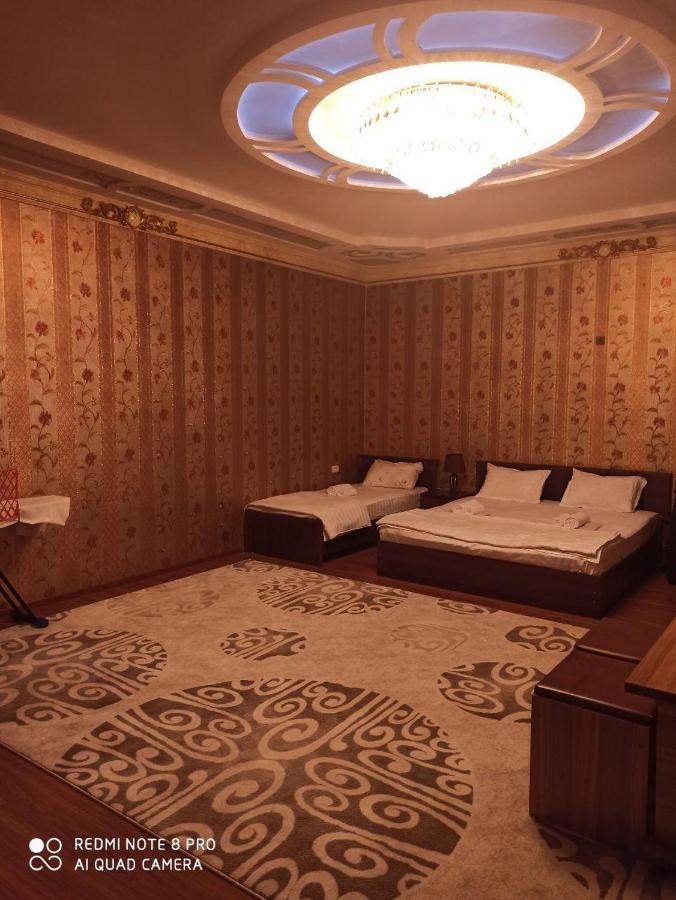 Ohun Caravan Sarai XIX בוקורו מראה חיצוני תמונה