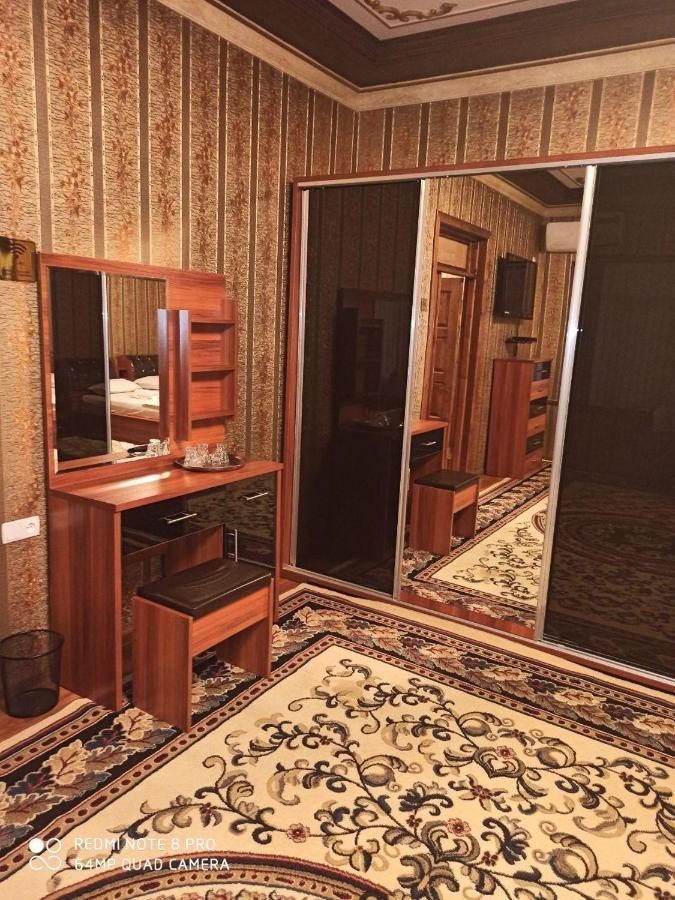 Ohun Caravan Sarai XIX בוקורו מראה חיצוני תמונה