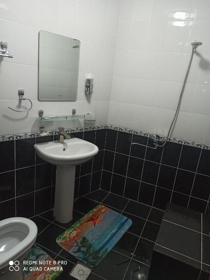 Ohun Caravan Sarai XIX בוקורו מראה חיצוני תמונה